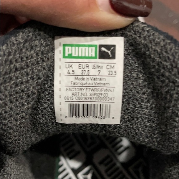 Shoes - Picture 6 of 6